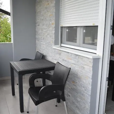 Ana شقة فردنيك